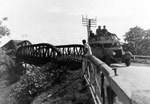 Ligne de Bus Saigon-Mytho en 1951 Tour de Guet contre les Vietminhs 