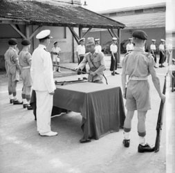 Pourparlers des Britanniques et des Japonais Saigon 1945
