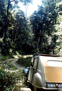 La 2 CV Citroën à Dalat