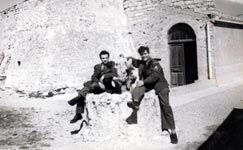 Gourbil et Courrèges à Sète en 1949