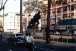Le Monuments des Soldats détruit en 1975