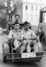Gendarmes dans la rue Catinat Saïgon Août 1951
