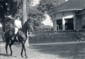Denise Dubourg et son cheval Show-Show C.H.S